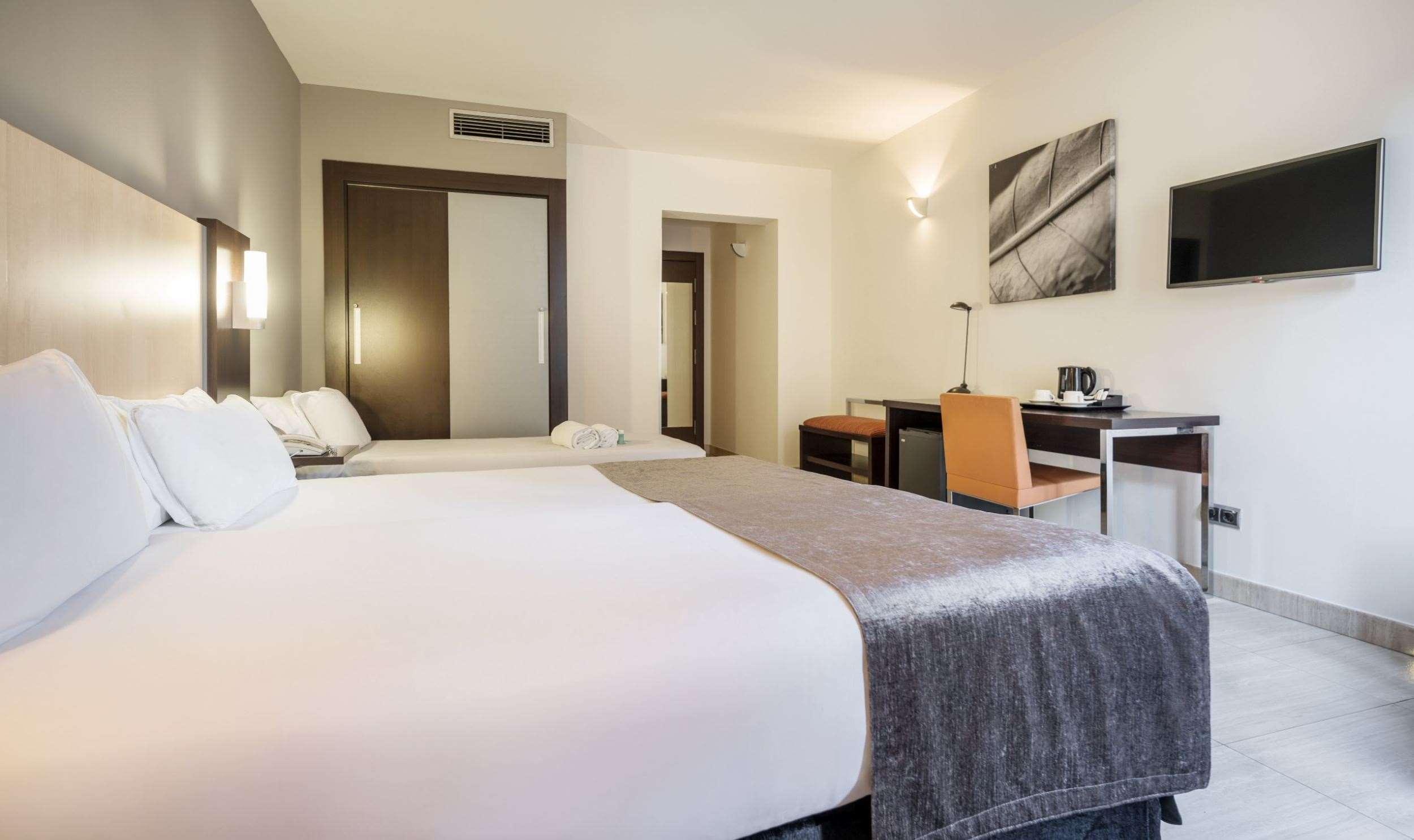 Hotel Ilunion Almirante Barcelona Zewnętrze zdjęcie