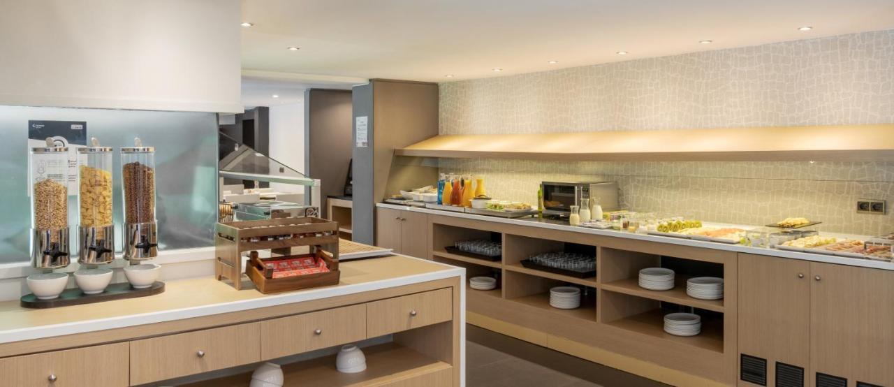 Hotel Ilunion Almirante Barcelona Zewnętrze zdjęcie