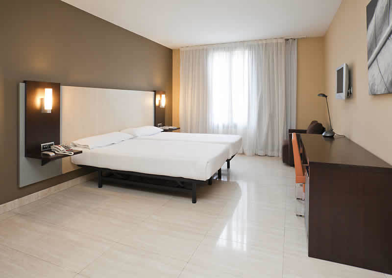 Hotel Ilunion Almirante Barcelona Zewnętrze zdjęcie