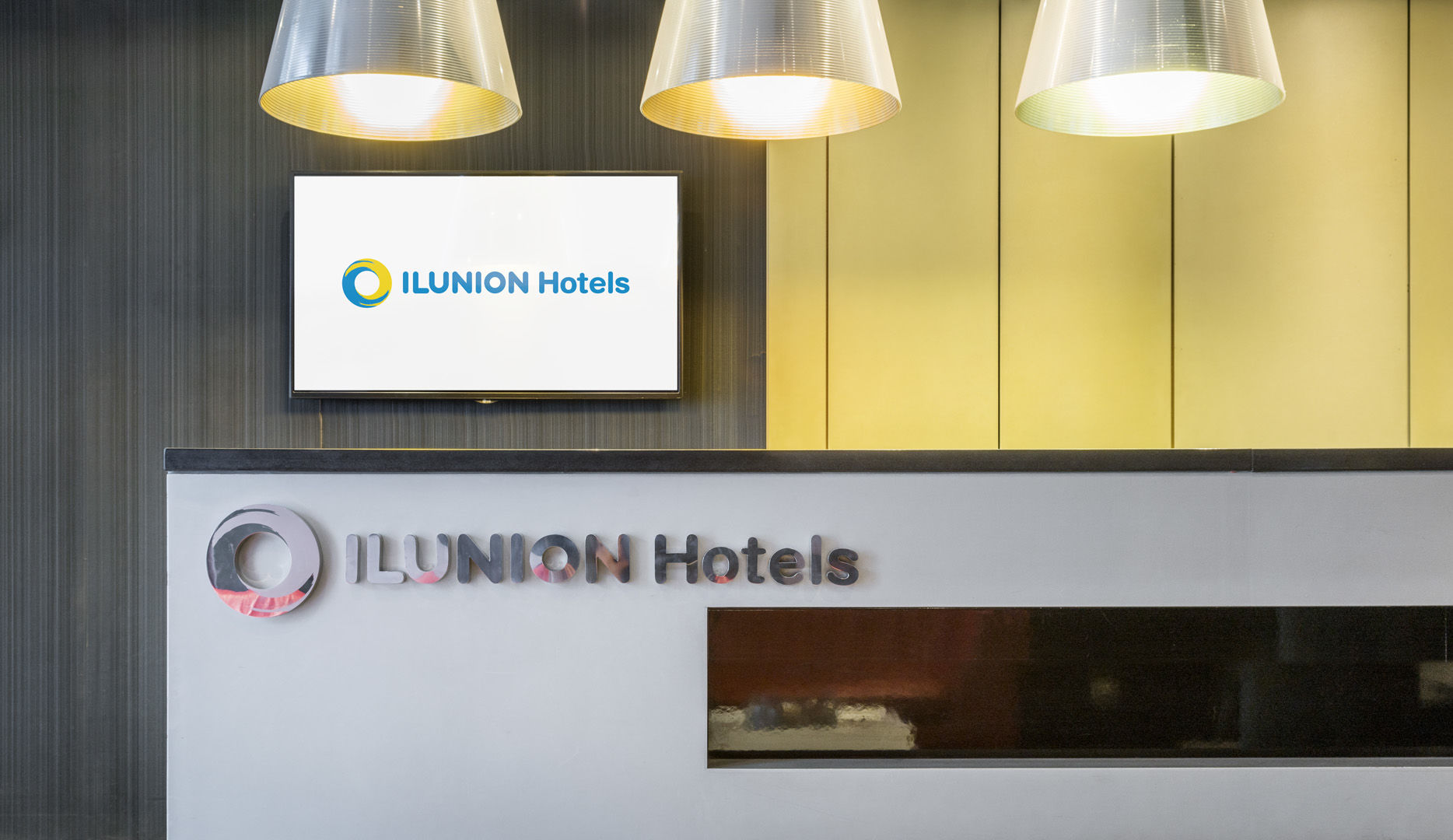 Hotel Ilunion Almirante Barcelona Logo zdjęcie