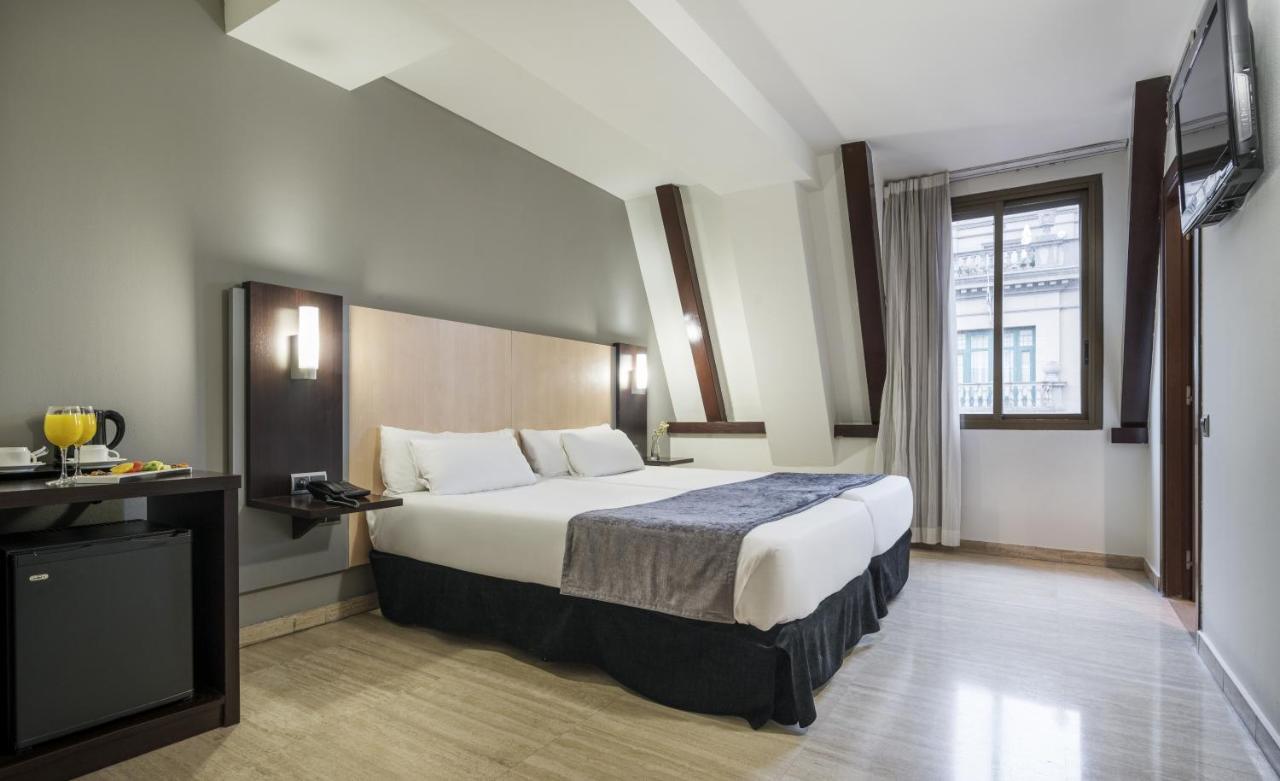 Hotel Ilunion Almirante Barcelona Zewnętrze zdjęcie